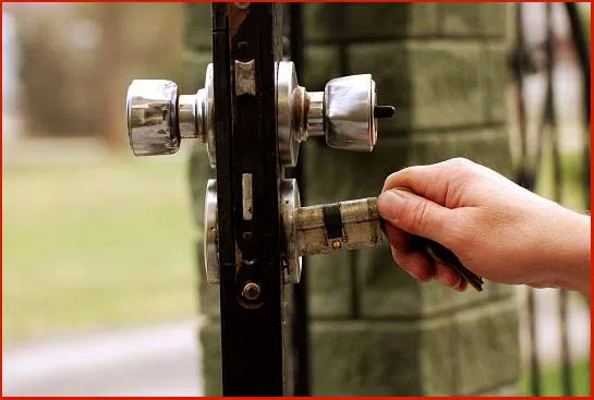 South TX Locksmith Store South , TX 214-615-8652